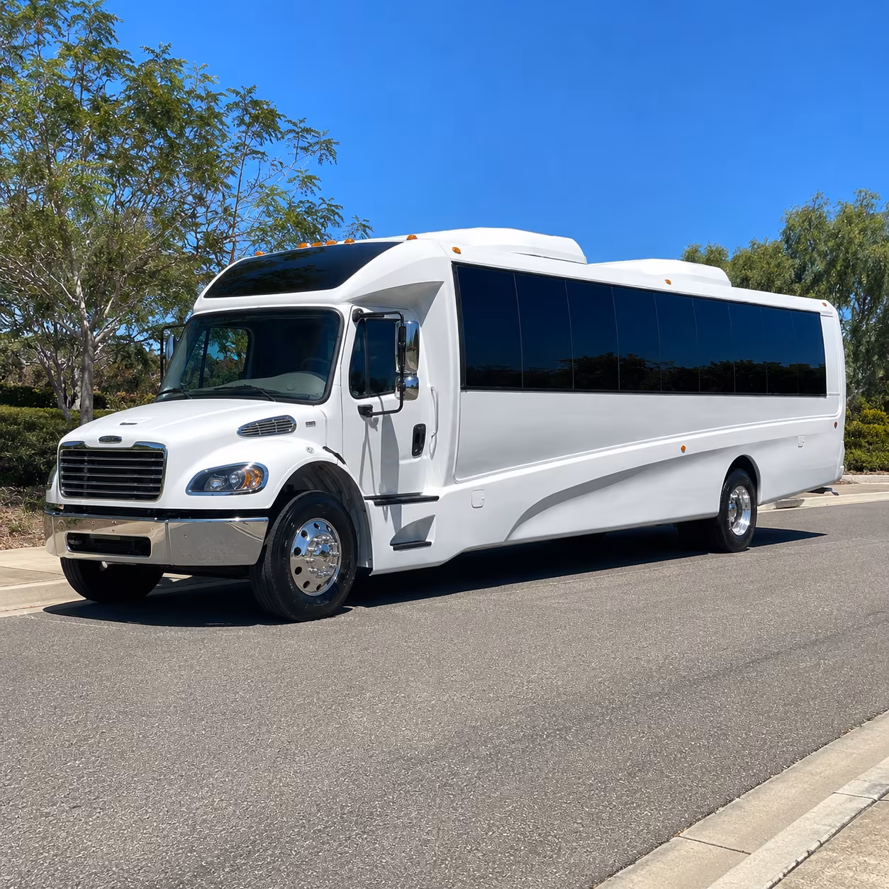 durham 20 passenger minibus