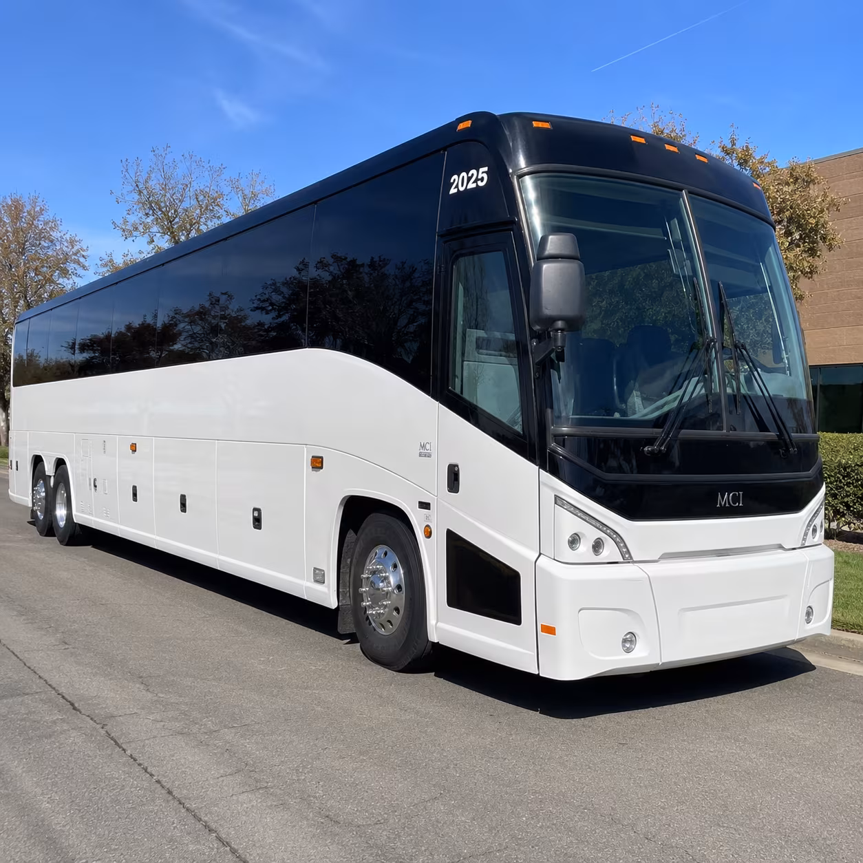 durham employee shuttle buses for research triangle park commuters