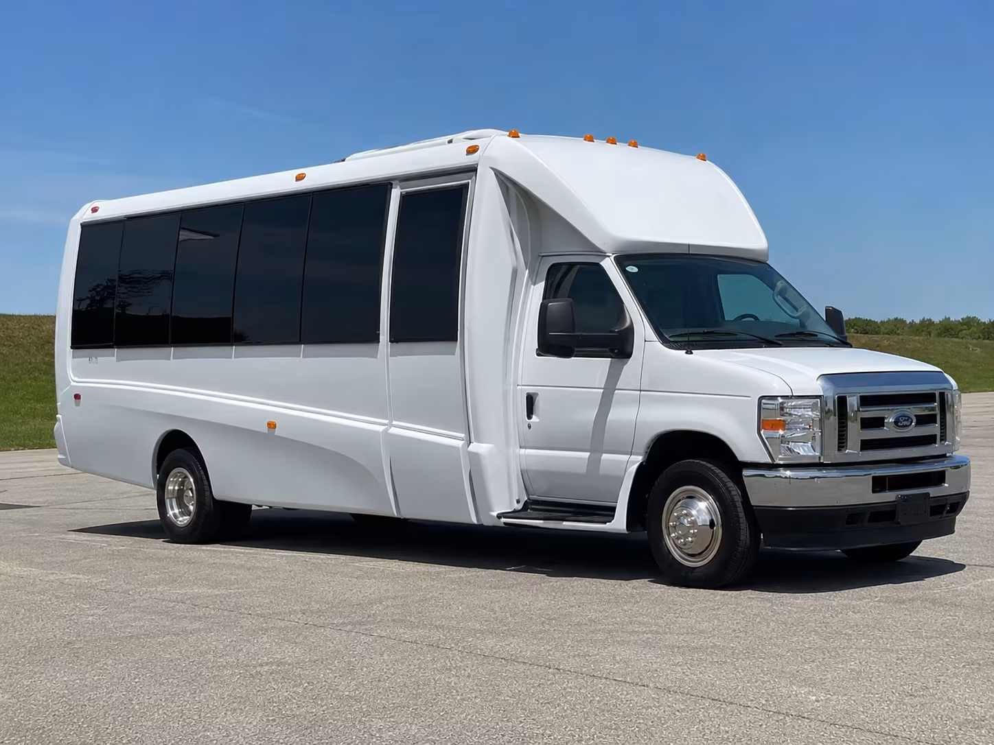 party bus rentals for durham high school proms